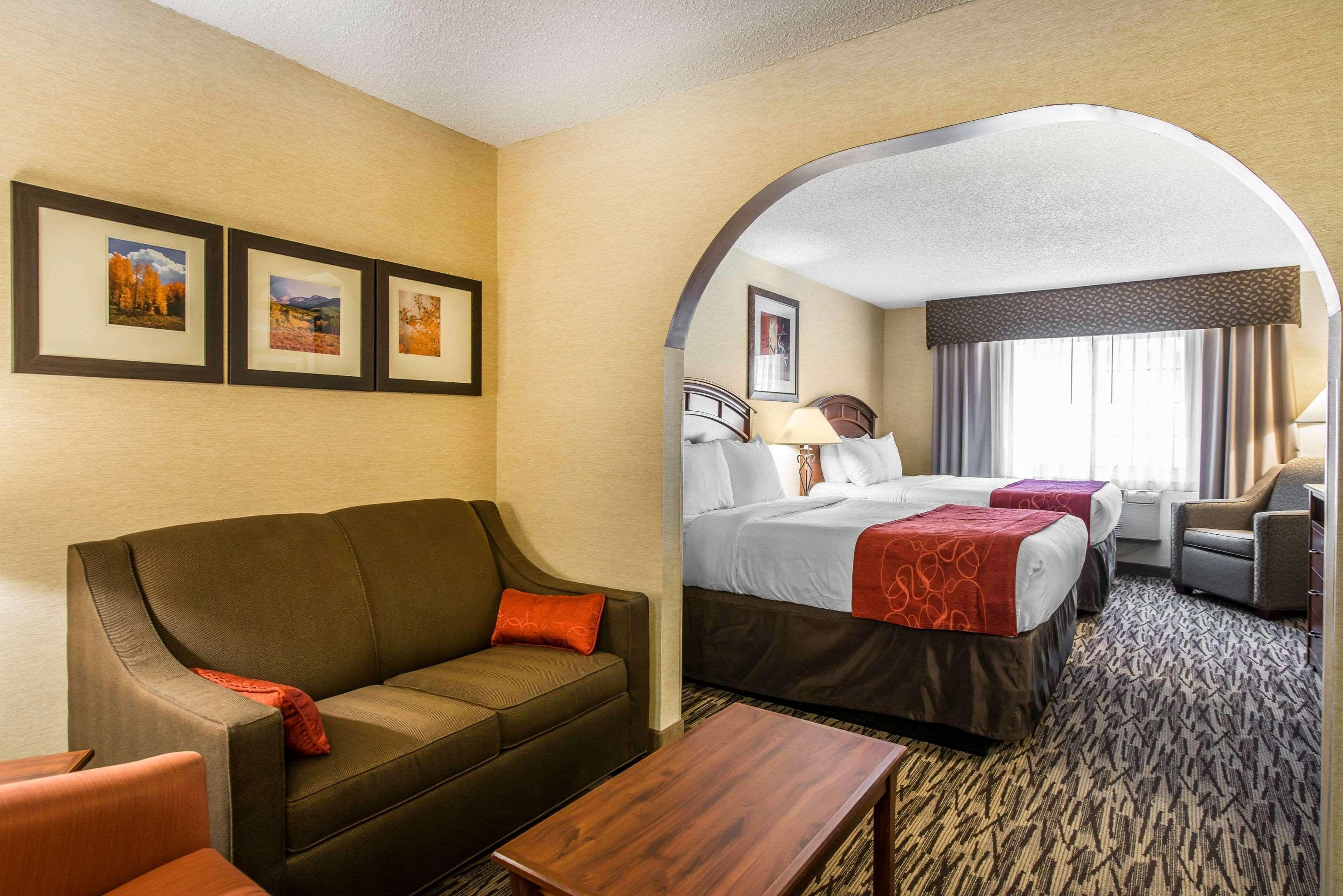 Comfort Suites Golden West On Evergreen Parkway Exteriör bild