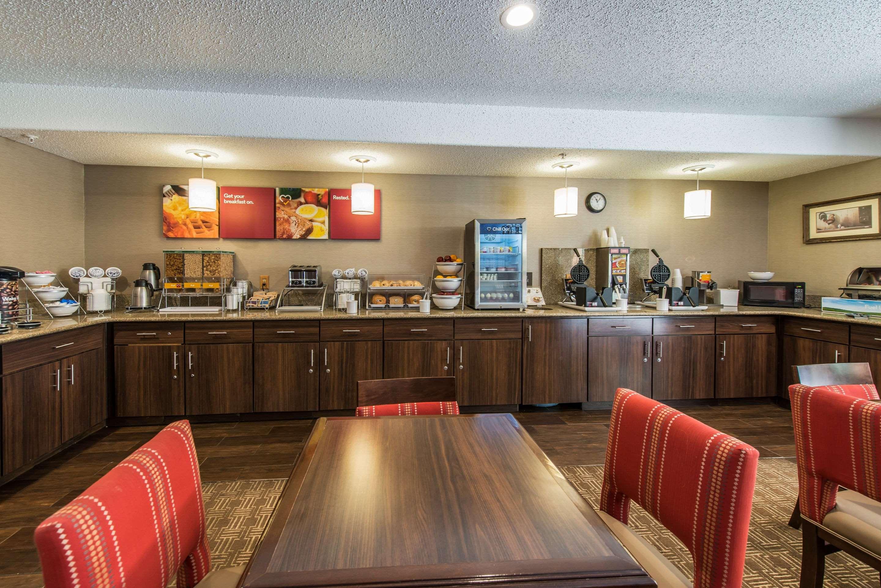 Comfort Suites Golden West On Evergreen Parkway Exteriör bild
