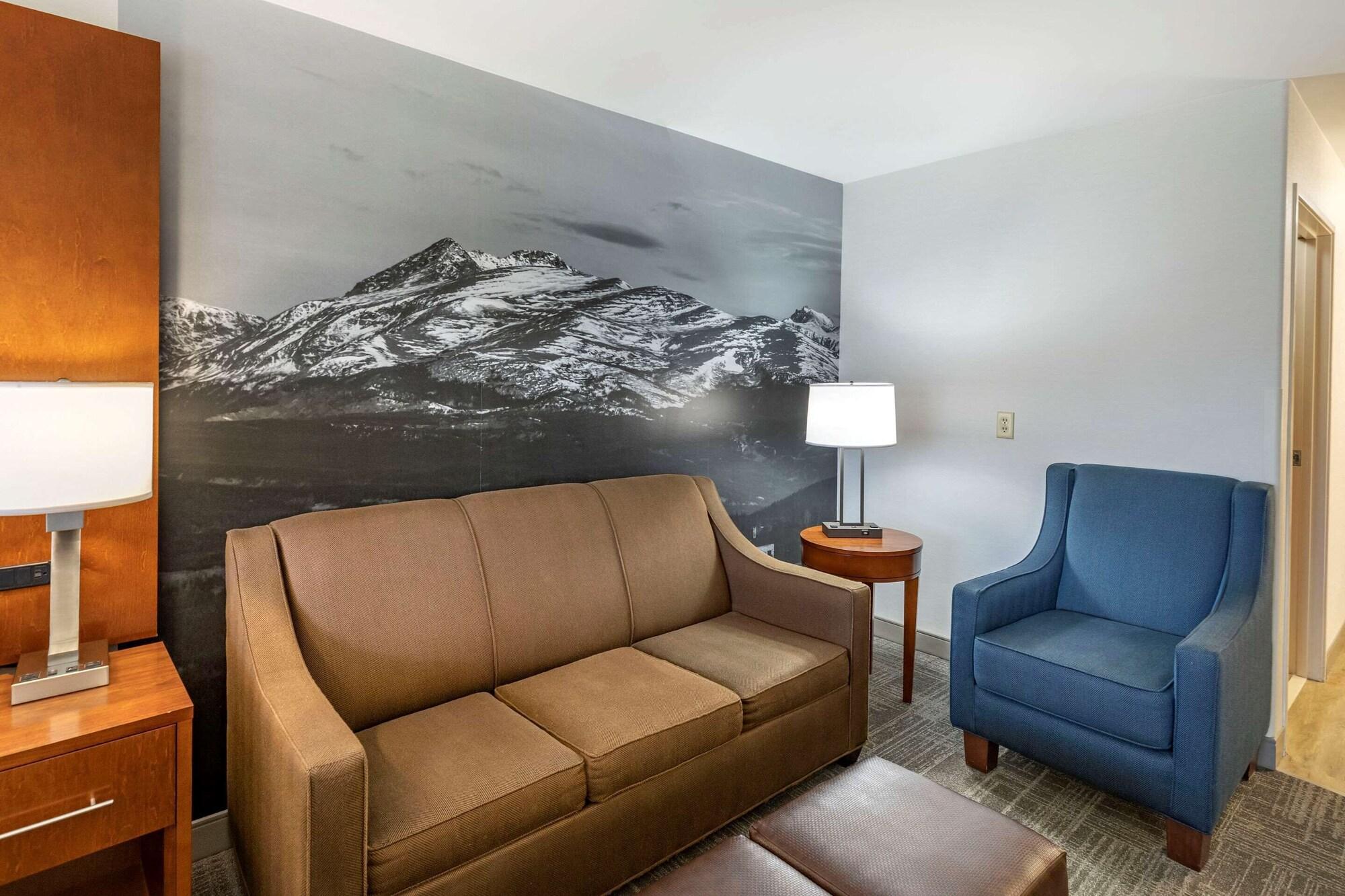 Comfort Suites Golden West On Evergreen Parkway Exteriör bild